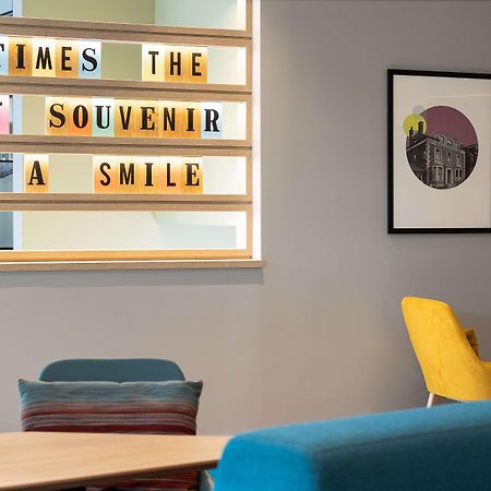 Hampton By Hilton London Ealing Hotel Екстериор снимка