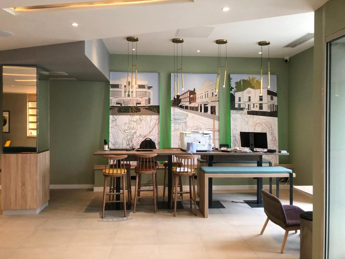 Hampton By Hilton London Ealing Hotel Екстериор снимка